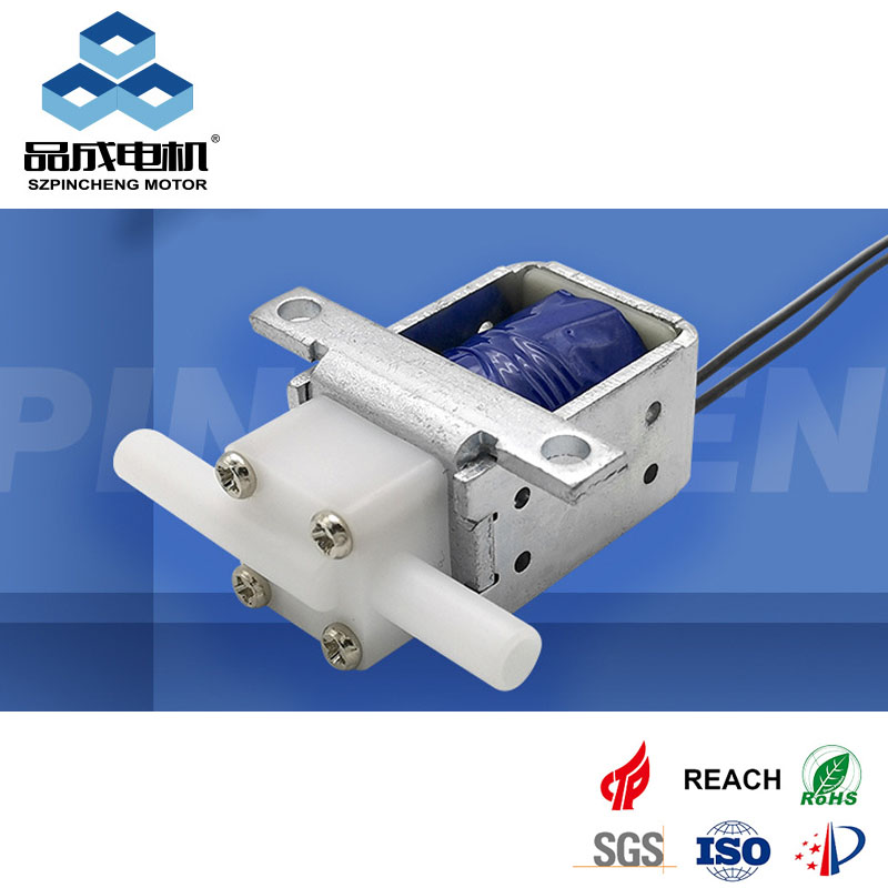 Front view of 5V DC 3-way miniature solenoid valve for water control, PYFP-series by PinMotor.